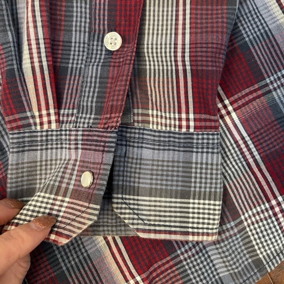 Levi Strauss Men’s Pearl Snap Button Up Size L - Picture 2 of 5